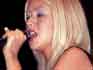 Christina Aguilera: 22 kb